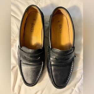 Men’s Classic Black Bass Reynolds Leather Loafers Size 10